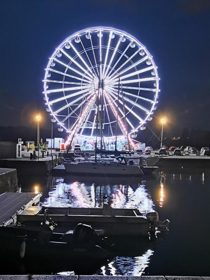 Phare Des Impressionnistes Honfleur Exterior foto