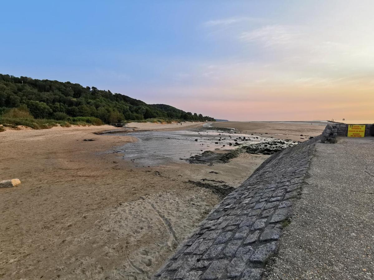 Phare Des Impressionnistes Honfleur Exterior foto