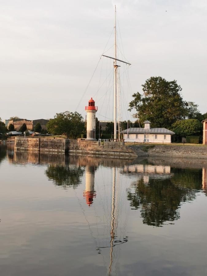 Phare Des Impressionnistes Honfleur Exterior foto